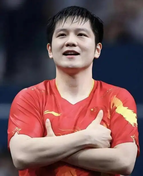 宝威体育登录入口-淡出国乒，签下9个代言，樊振东赚到多少代言费？名宿：若直播必上亿|乒乓球|世界排名|商业价值|阿萨尔|安东尼_新浪体育_新浪新闻